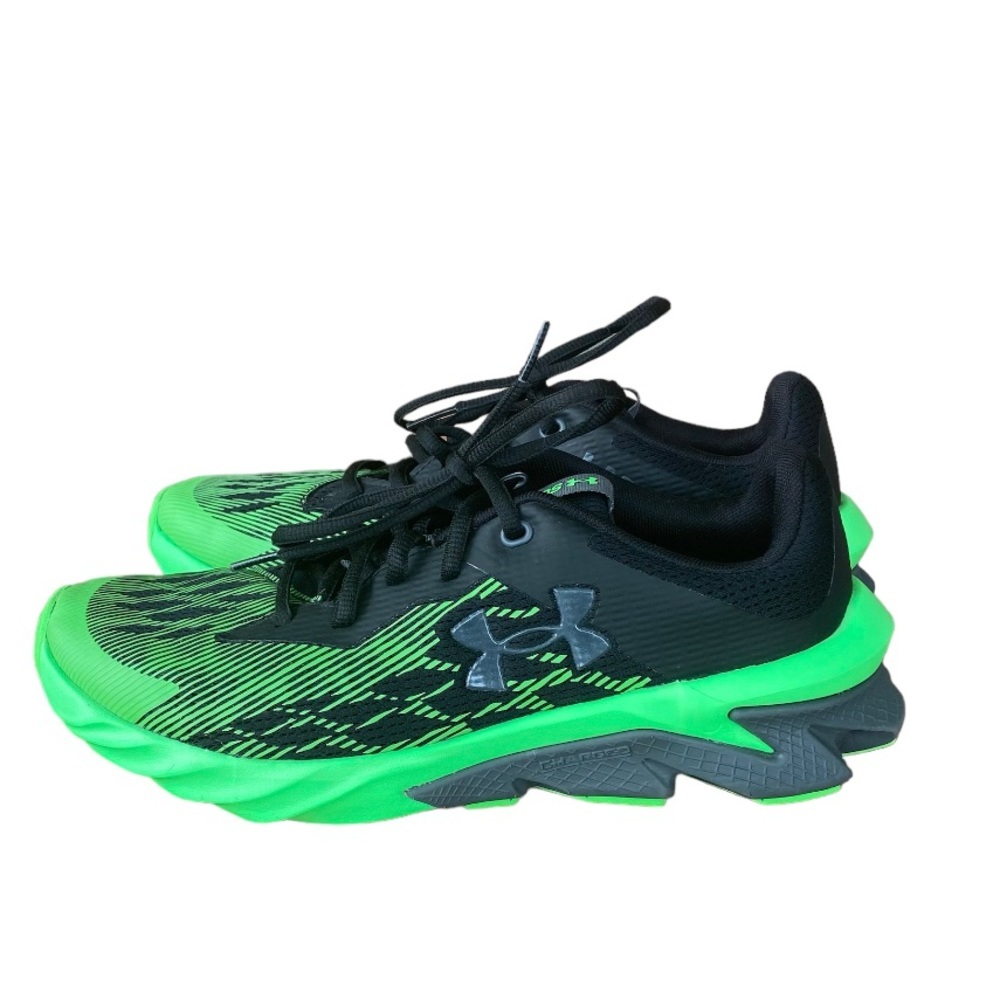 Under Armour UA Charged Scramjet 3 Black Laser Green/Black Youth Sneakers Sz 7Y
